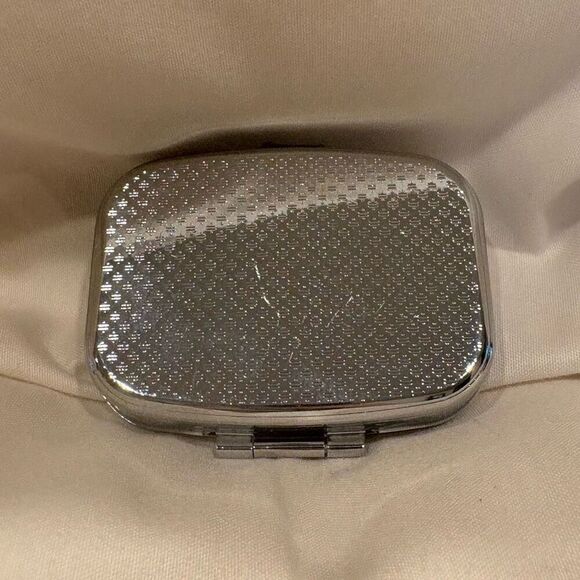 Sunflowers Starry Night Travel Pill Box 2 Compartment Medicine Pill Case NEW - Picture 4 of 5